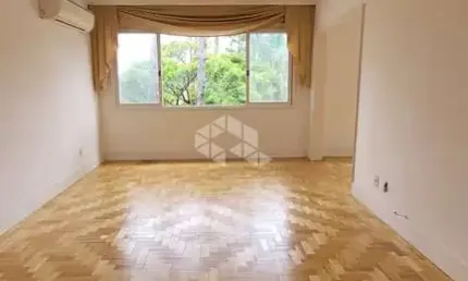 Apartamento no Menino Deus em Porto Alegre com 110m² de 3 dormitórios, dependência e vaga