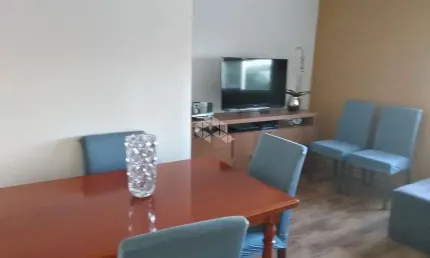 Apartamento com 2 dormitórios no bairro cristal, zona sul de porto alegre/rs