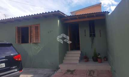 Casa com 5 quartos à venda na Rua Nove de Março, 457, Vila Ipiranga, Porto Alegre