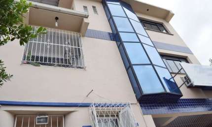 Casa em condomínio fechado com 5 quartos à venda na Rua Germano Hasslocher, 254, Azenha, Porto Alegre
