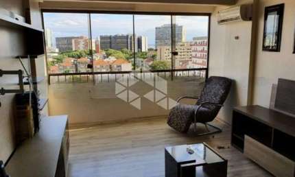 Ap 03 dormitórios, vista para o Guaíba e próximo ao Zaffari