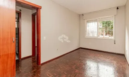 Baixou o preço. Apartamento de 2 dormitórios , Bom Jesus, Porto Alegre - RS