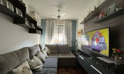 Apartamento a venda de 01 dormitório, mobiliado, na Cidade Baixa