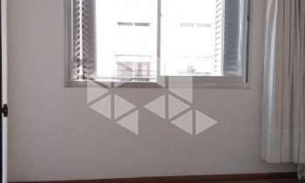 Apartamento de 1 dormitório amplo a metros do Zaffari da Fernando Machado e do Cais Embarcadeiro