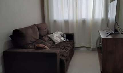 VENDE APARTAMENTO COM 2 DORMITÓRIOS E VAGA NO SARANDI