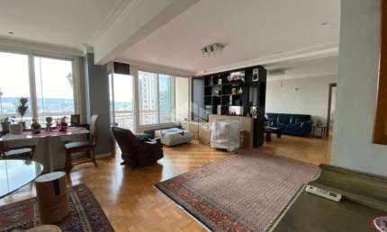 Apartamento com 3 quartos à venda na Avenida Independência, 1206, Independência, Porto Alegre