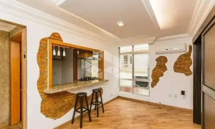 Apartamento com 2 quartos e 57m² à venda em Praia de Belas, Porto Alegre.