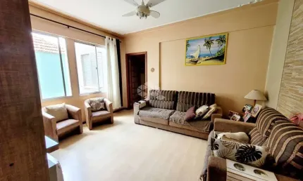 Baixou quase R$ 100 mil!! Apartamento de 03 dormitórios e Junto à Redenção.