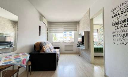 Apartamento a Venda mobiliado, na Ipiranga, de 1 dormitório, bairro Santana