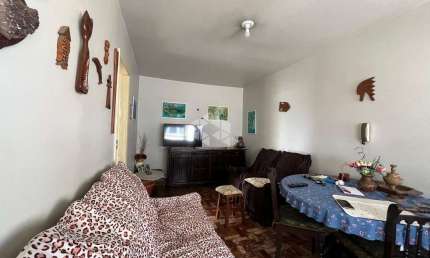 Apartamento de 2 dormitórios, com vaga escriturada no Jardim Botanico