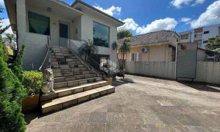 Casa  sobrado residencial ou comercial no Teresópolis