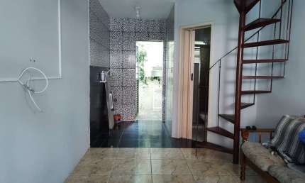 Casa à venda, com 2 quartos/dormitórios, 1 vaga/box, no bairro Guarujá, Zona Sul de POA/RS.