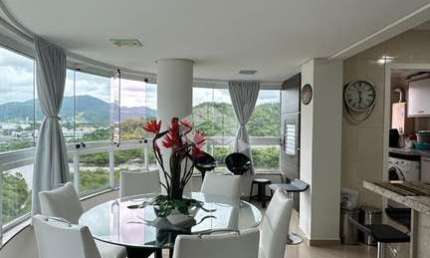 Apartamento à venda  3 suítes em Balneário Camboriú