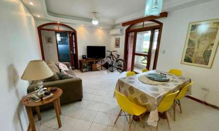 Apartamento de 2 dormitórios à venda  próximo à Praia de Canavieiras