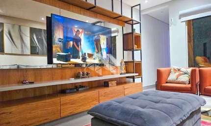 Casa Sobrado 104m², 3 dormitórios com 1 Suíte Vila Carrão
