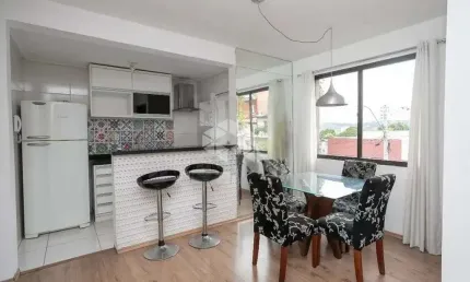 Excelente apartamento de 1 quarto com 2 vagas de garagem no bairro petropólis