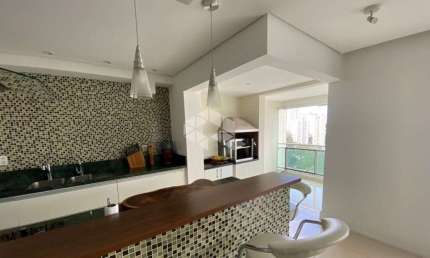 VENDA Apartamento Mobiliado no Morumbi 3 suítes 2 vagas - 133m