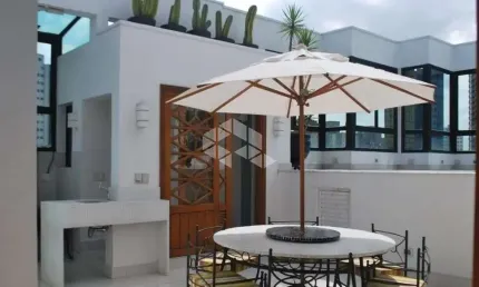 VENDA Cobertura Duplex com Piscina no Morumbi com 380m² - 2 suites com sala ampliada - 4 vagas e depósito