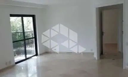 Moema Pássaros, apartamento próximo ao metrô com três suítes e quatro vagas de garagem.