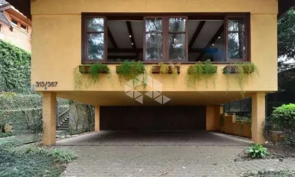 JARDIM MARAJOARA, casa para venda com 03 dormitórios e 06 vagas de garagem