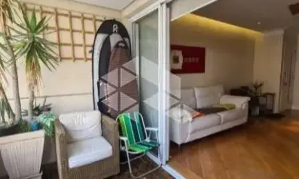 Venda apartamento de 110m² com 3 dormitórios (1 suíte) e 2 vagas em moema, próximo ao metrô