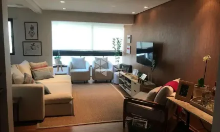Apartamento à venda de 130m² com 3 dormitórios (2 suítes) e 1 vaga no Brooklin, próximo do metrô