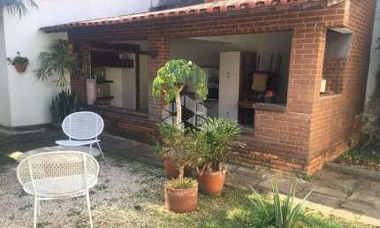VENDA Casa térrea de 180m² com 4 dormitórios e 4 vagas no Brooklin, próximo a Berrini
