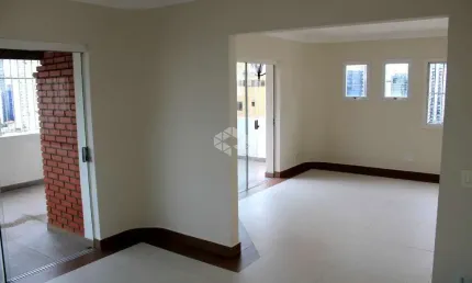 VENDA, Cobertura Duplex, 3 dormitórios (1 suíte), 2 vagas na Vila Olímpia - ESTUDA PERMUTA