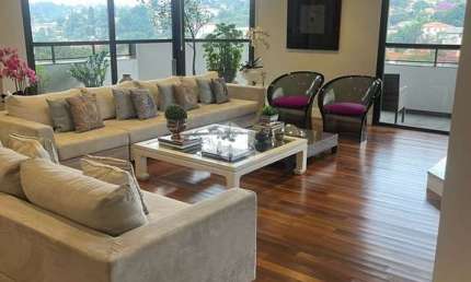 VENDA, Apartamento com 400m², 4 suítes, 4 vagas + depósito em Higienópolis