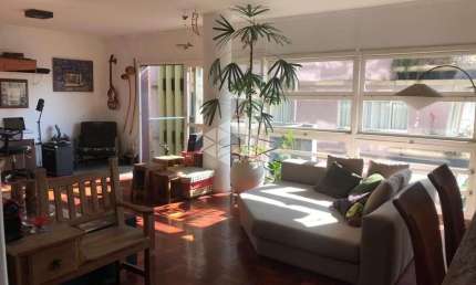 VENDA de Apartamento em Higienópolis de 180 metros com 3 dormitórios sendo 3 suítes, 1 vaga