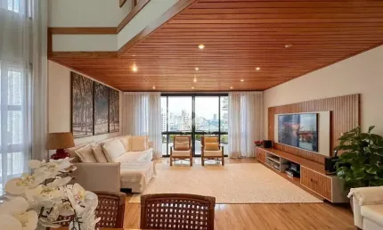 Apartamento Duplex à venda com 160m² de área privativa. 3 dormitórios, 2 banheiros, 3 vagas de garagem