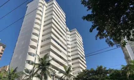 Apartamento a venda em Moema com 144m² com 4 suites e 3 vagas