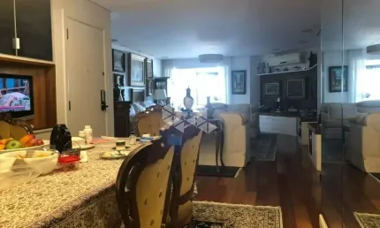Apartamento à venda no brooklin com 200m², 3 suítes e 3 vagas de garagem.