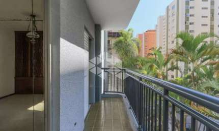 Apartamento a venda no Brooklin com 165m³, 4 dormitórios sendo 1suite e 2 vagas de garagens