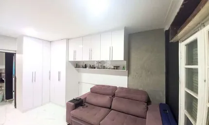 Apartamento com Varanda à Venda, com 1 Quarto e 1 Vaga No Bairro da Bela Vista
