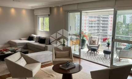 VENDA Apartamento no Morumbi com 200m², 4 quartos (3 suites) 3 vagas