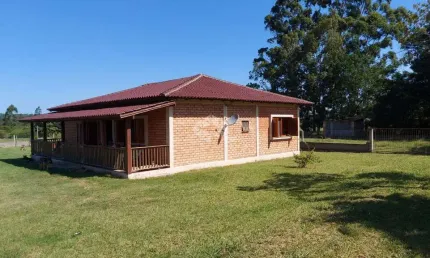 Sítio/Chácara com área 14,000.00m² sendo sua extensão plana e excelente