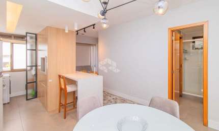 Apartamento 1 dormitório com garagem , elevador, suíte , parte alta do bairro