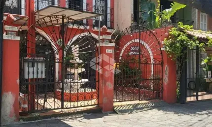 Casa  residencial ou comercial  com ótima localização
