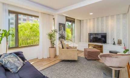 Apartamento 3  dormitórios com garagem no condomínio Pedra Bonita em Porto Alegre.