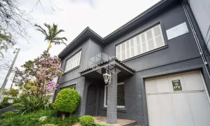 Excelente casa no menino deus próximo ao hospital mãe de deus