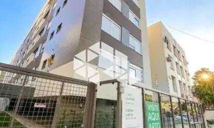 Apartamento  com 62 metros privativos, 02 dormitórios, elevador e garagem