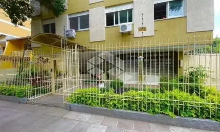 Apartamento dois dormitórios com elevador no bairro Cidade Baixa