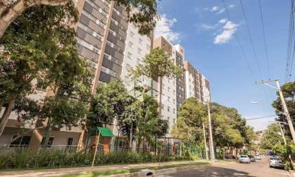 Apartamento 2 dormitórios sendo 1 suíte, 1 vagas cobertas