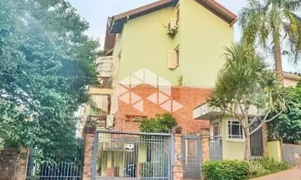 Casa Condômino 3 dormitórios 195 m2 area priv  2 garagens  vista Guaiba  Casa Carnes Moacir