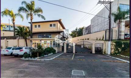Casa/sobrado com 2 dormitorios , 2 vagas em Condominio fehcado.