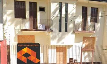 TERRENO NO BAIRRO MENINO DEUS PRÓXIMO AO PARQUE MARINHA