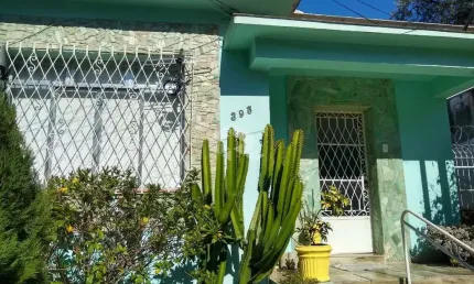 Casa com 2 quartos à venda na Rua Miguel Couto, 395, Menino Deus, Porto Alegre