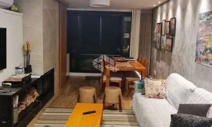 Cobertura de 3 dormitórios com 195,98m2 no bairro Tristeza