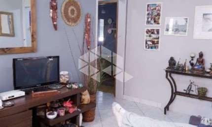 Apartamento Térreo 3 dormitórios no Menino Deus, com 89 privativos,12